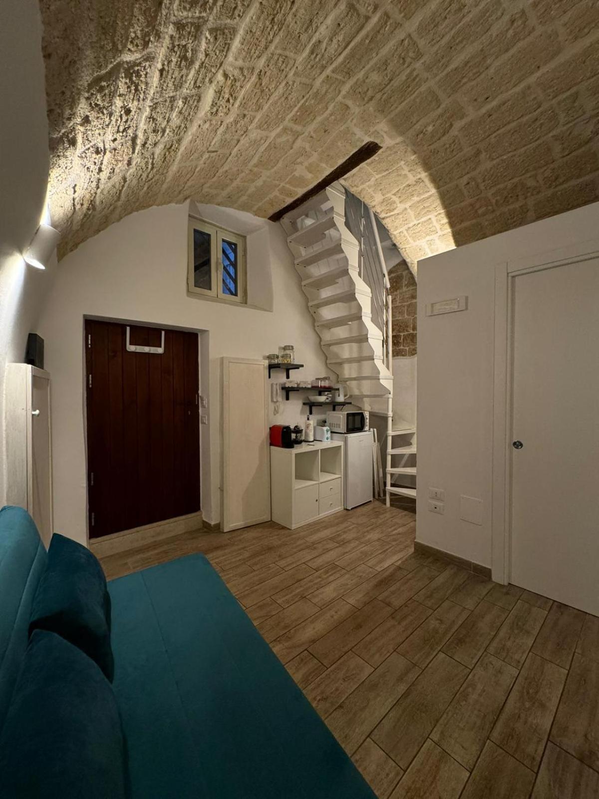 Corte Del Carmine Бари Экстерьер фото