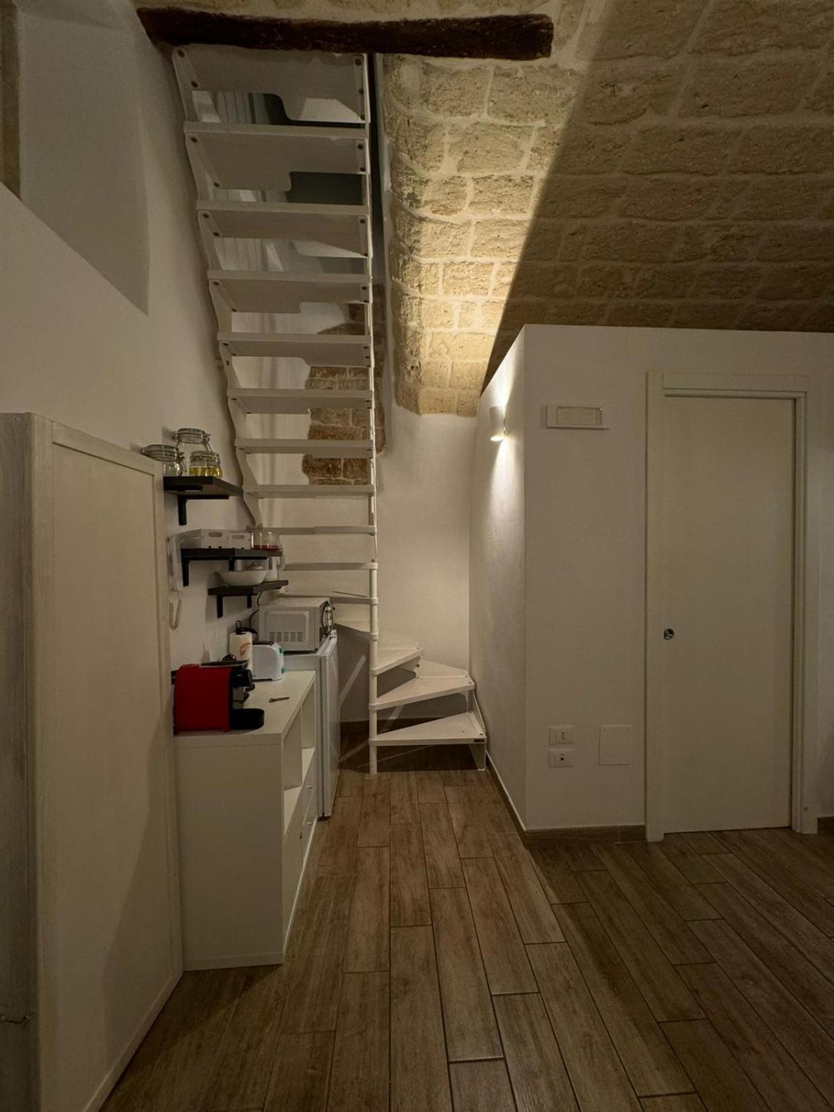 Corte Del Carmine Бари Экстерьер фото