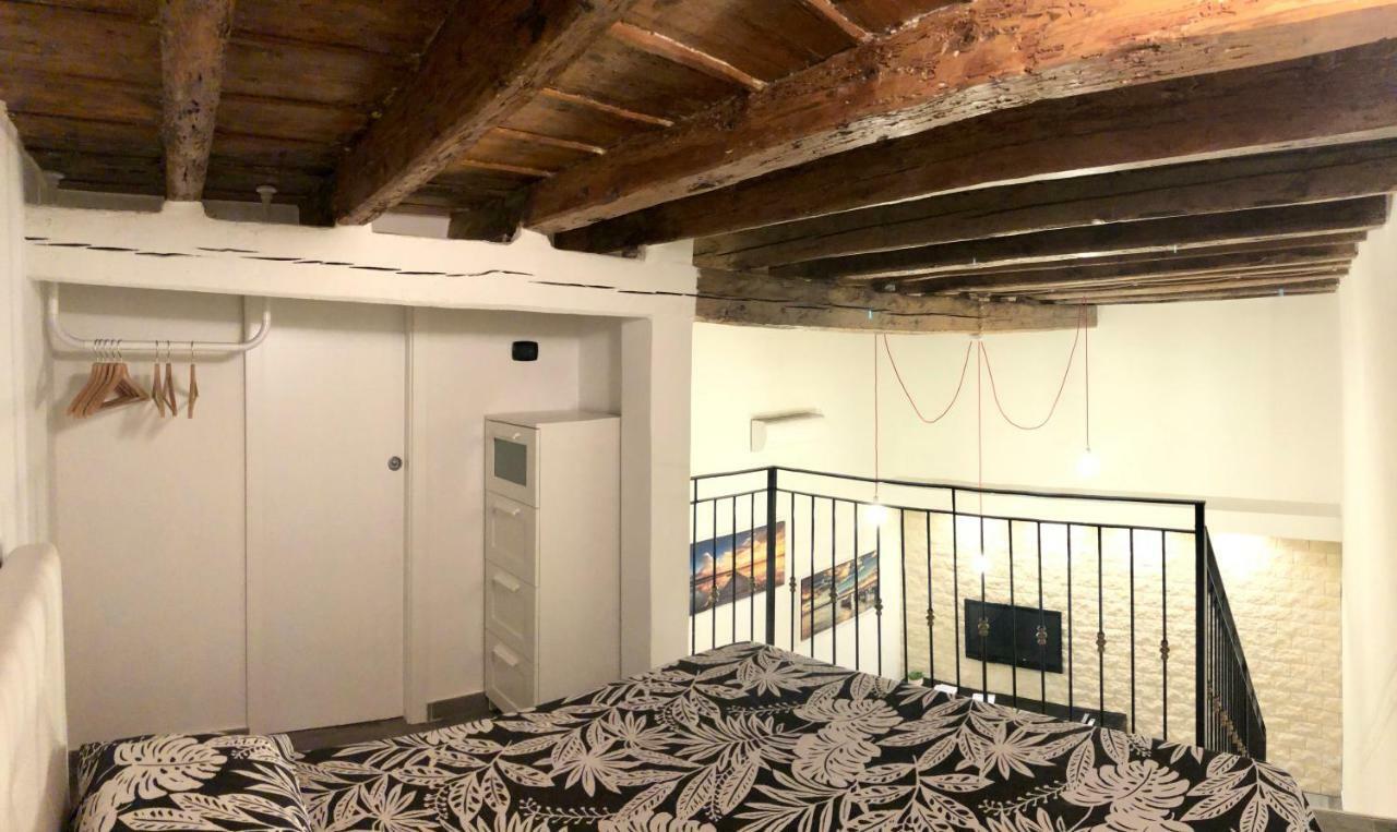Corte Del Carmine Бари Экстерьер фото